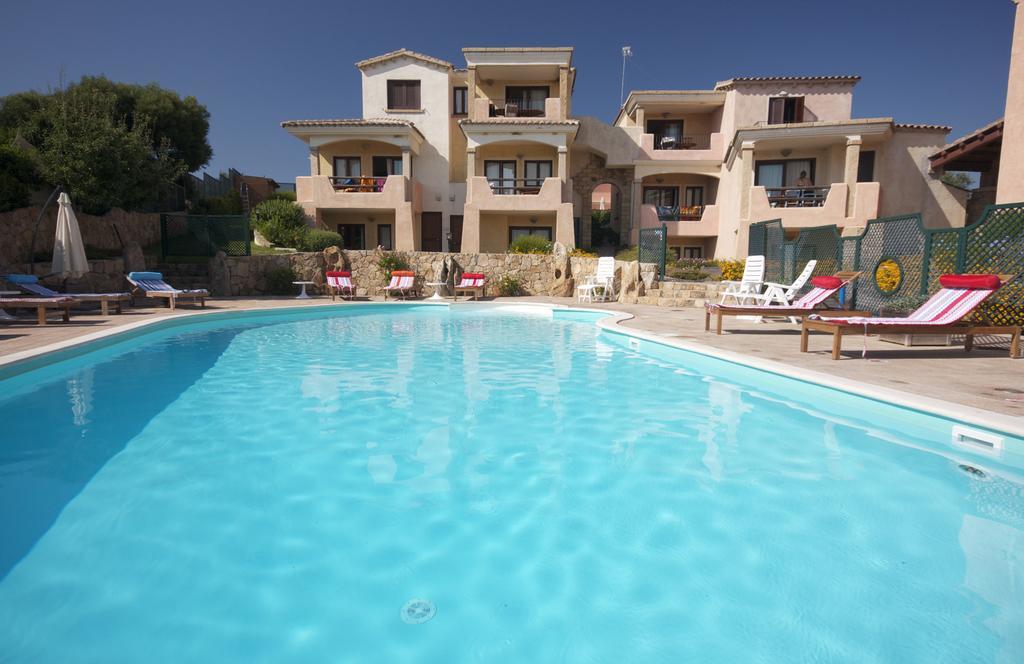 Bados Mare Apartment Олбия Екстериор снимка