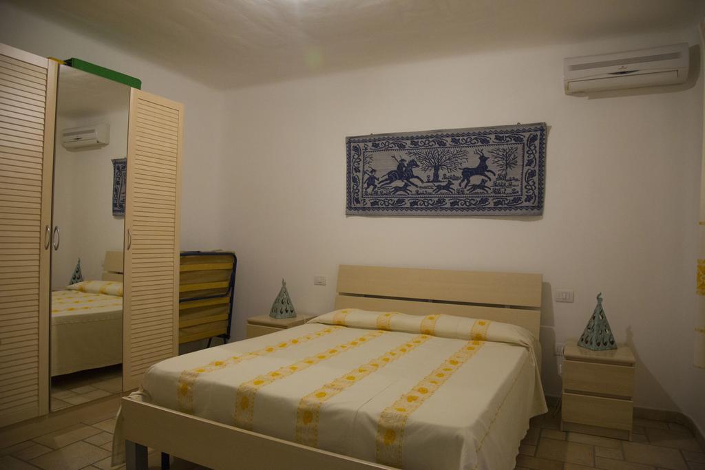 Bados Mare Apartment Олбия Екстериор снимка