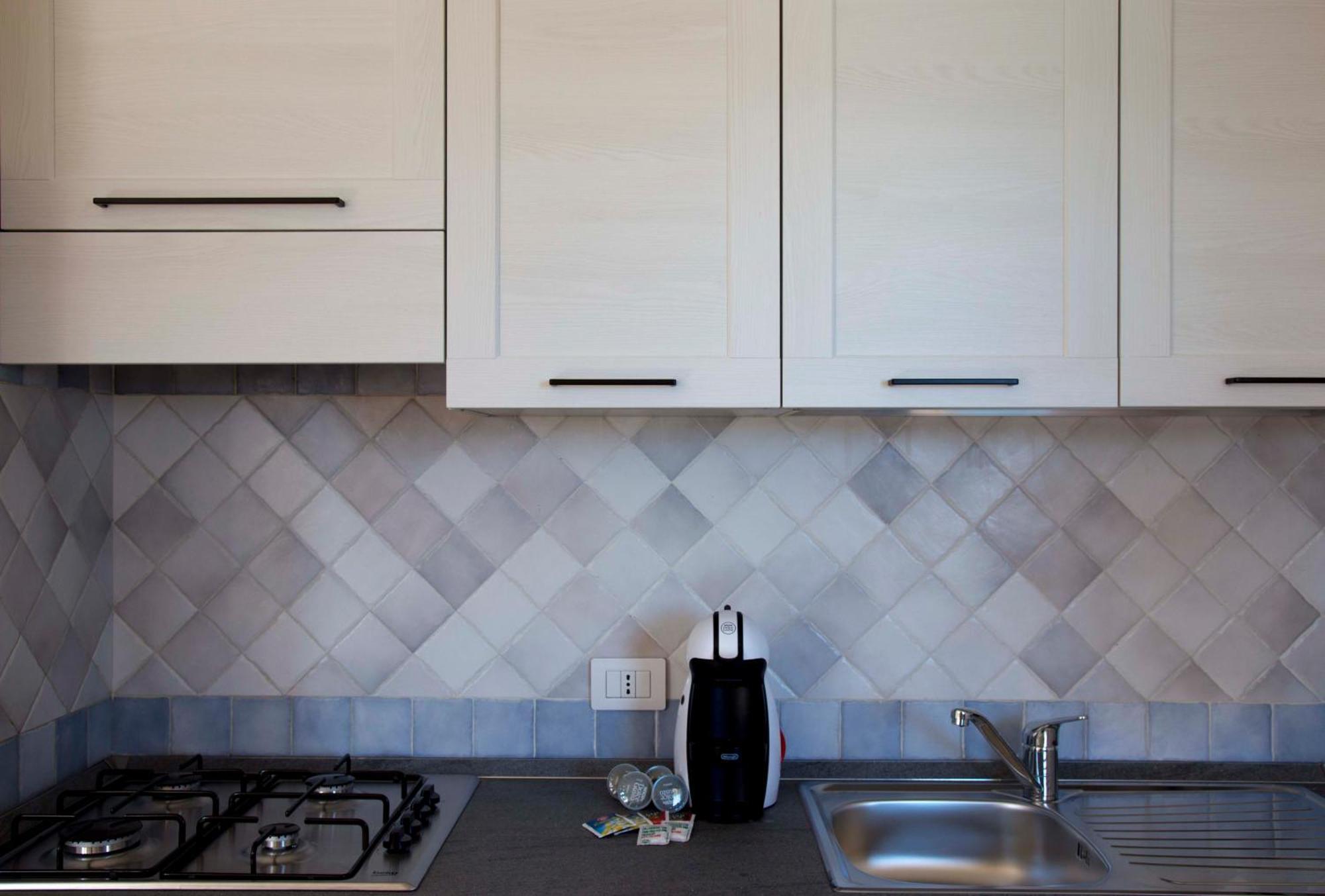 Bados Mare Apartment Олбия Екстериор снимка